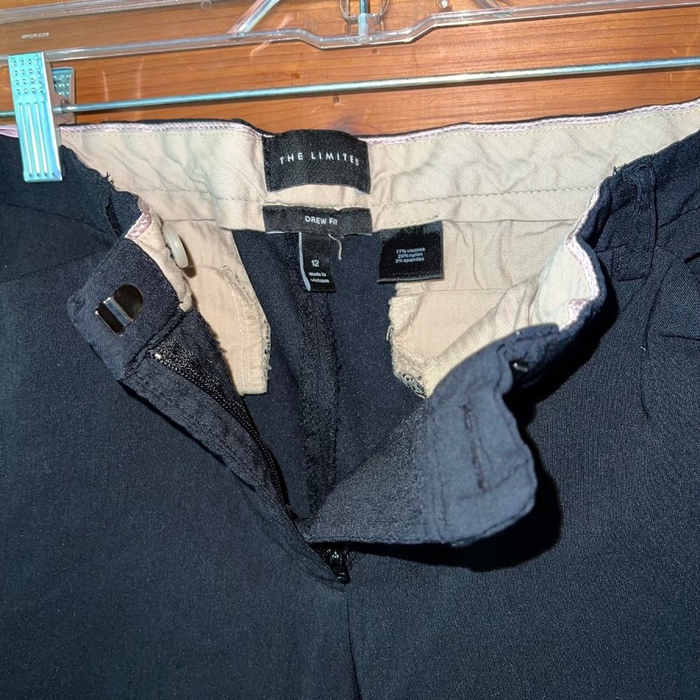 The Limited Black Cropped Dress Capris Size 12 - Picture 5 of 6